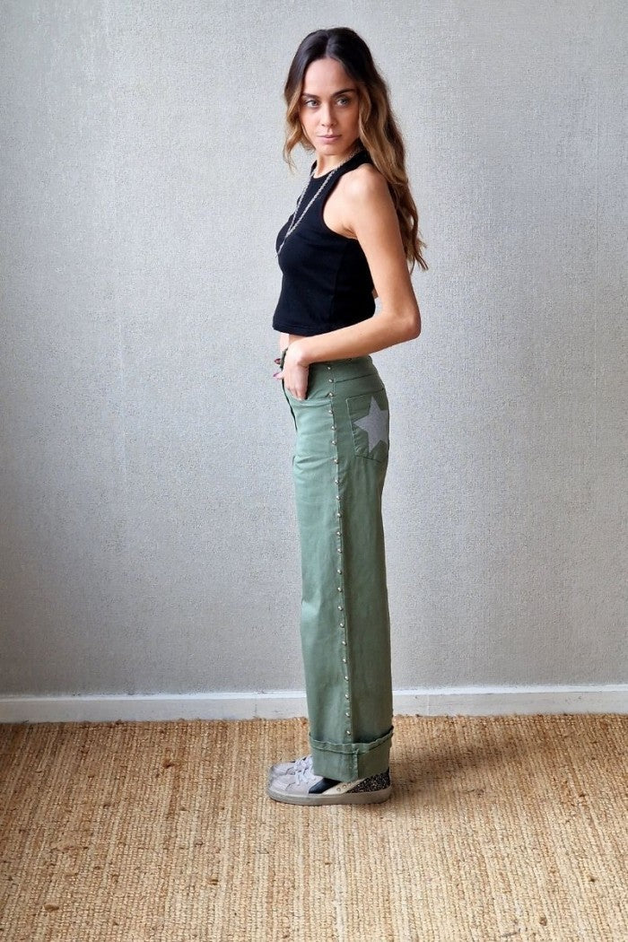 Pantalón Estrella y Tachas Verde Militar
