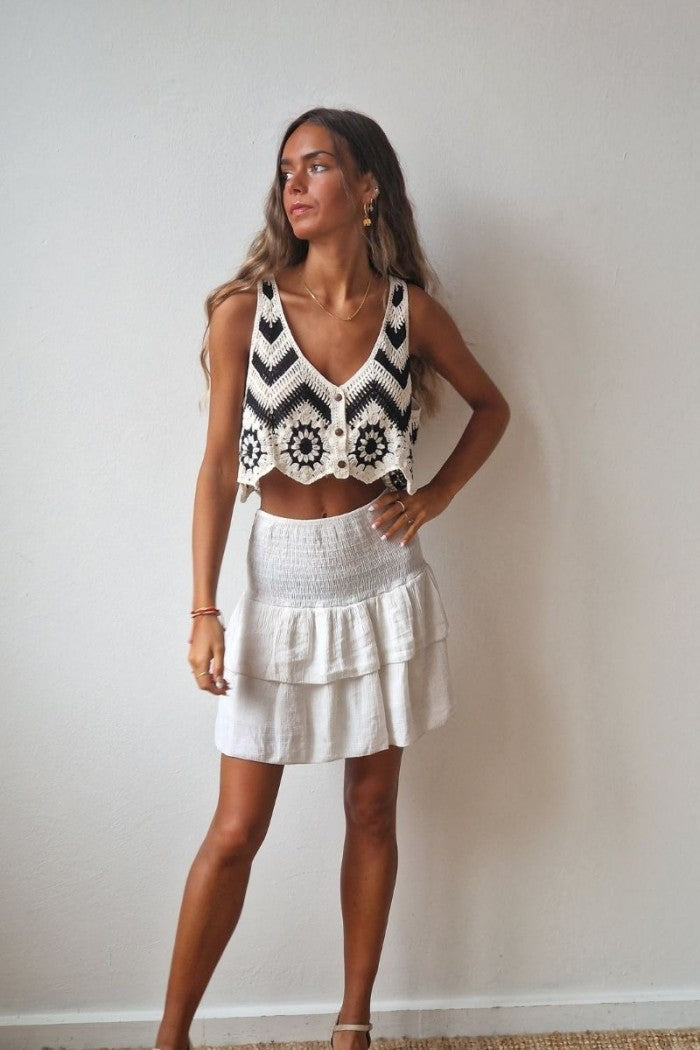Minifalda pantalón con goma ancha en color beige