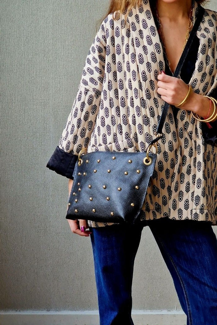 Bolso bandolera tachuelas negro