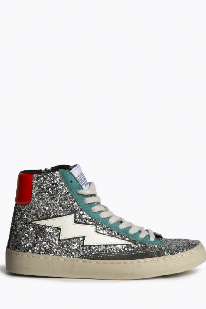 Sneakers plata  con rayo glitter y tachuelas