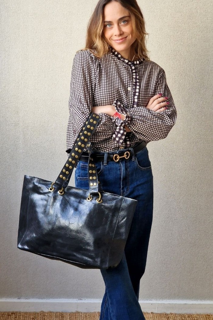 Bolso asas tachuelas negro