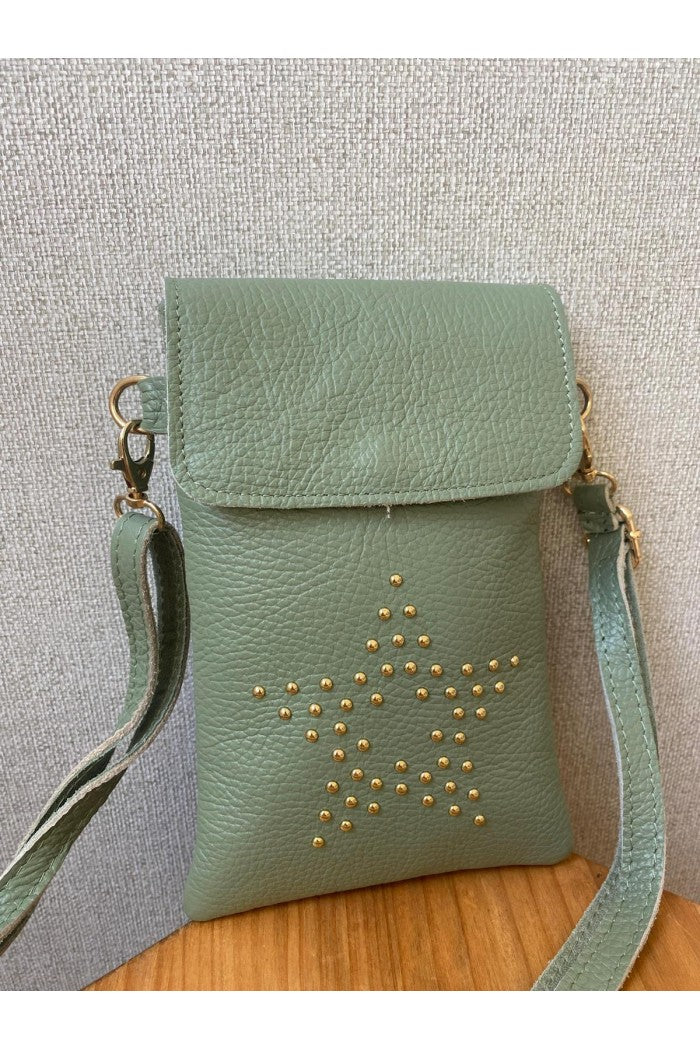 Bolso mini estrella tachuelas verde salvia