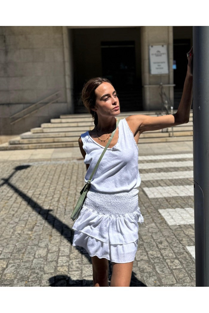 Minifalda pantalón con goma ancha color blanca